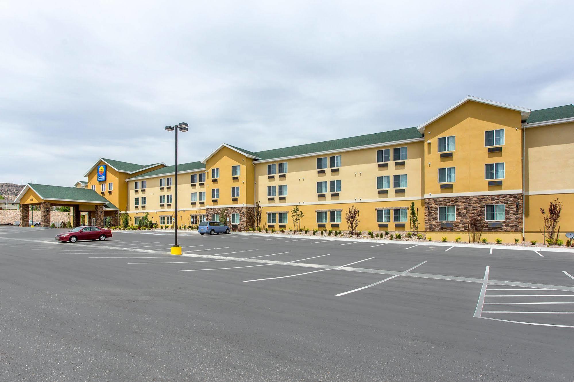 Comfort Inn & Suites Vernal - National Monument Area Экстерьер фото