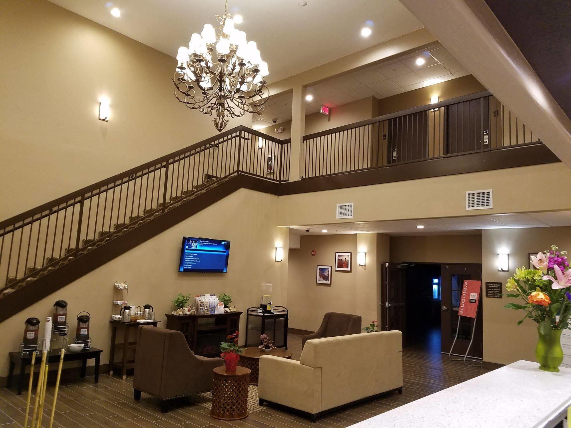Comfort Inn & Suites Vernal - National Monument Area Экстерьер фото