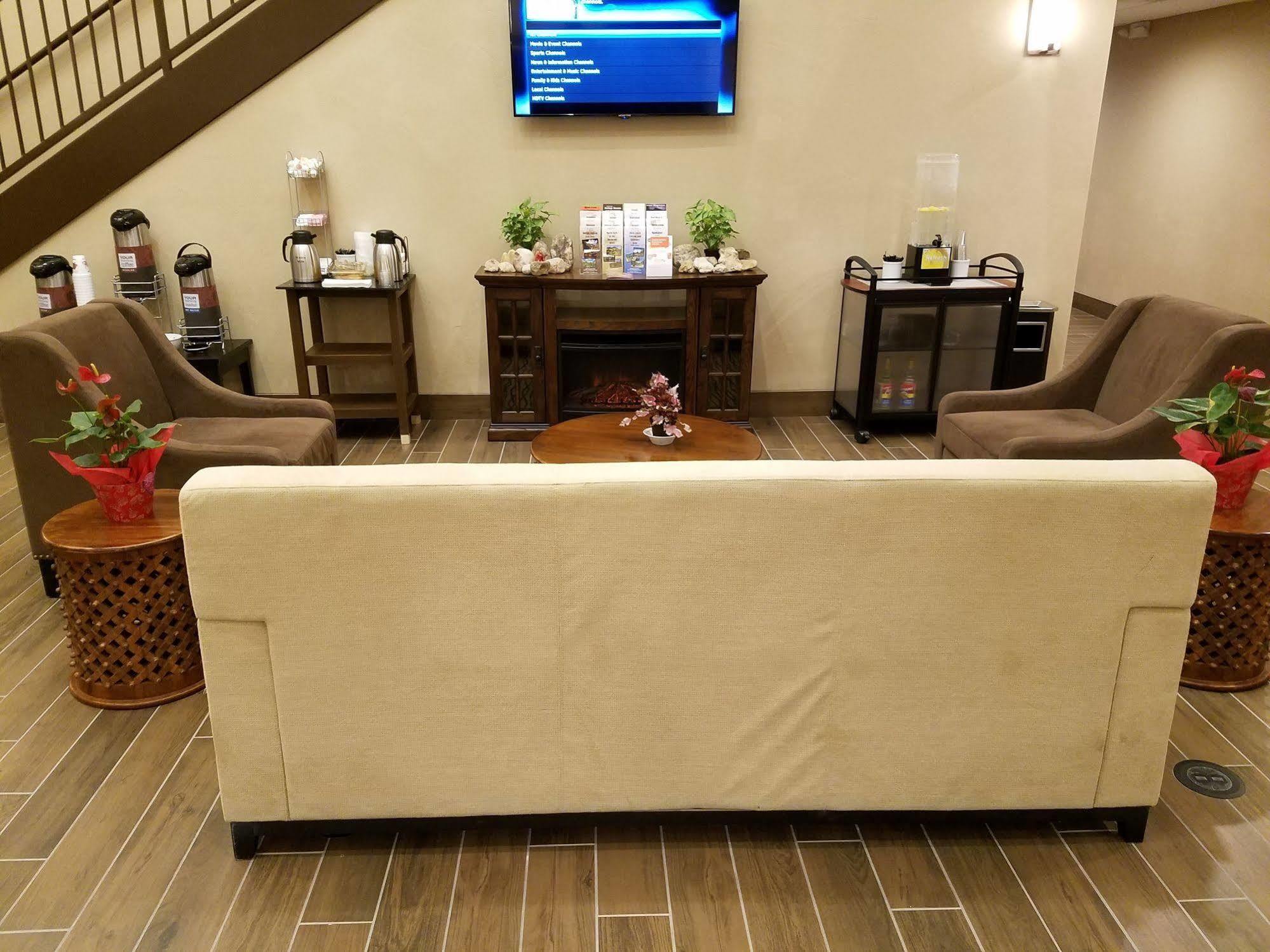 Comfort Inn & Suites Vernal - National Monument Area Экстерьер фото